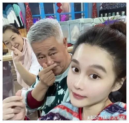 娱乐圈吃瓜怎么吃,如何精准捕捉热点，畅享八卦盛宴