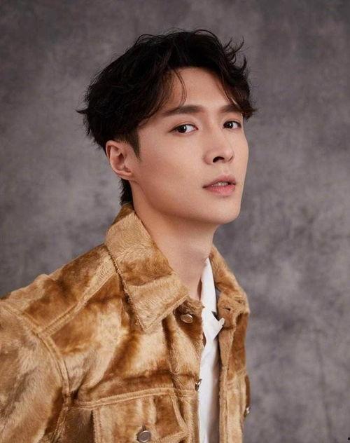 娱乐圈吃瓜张艺兴,娱乐圈吃瓜界的“瓜王”