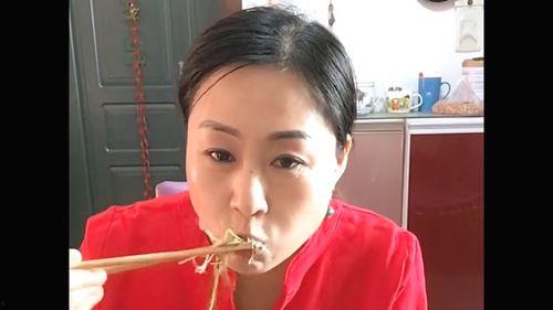 娱乐吃瓜酱 网友吃瓜,网友热议，吃瓜盛宴来袭！