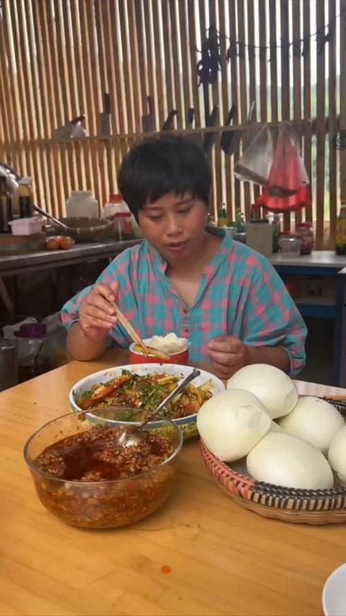 娱乐吃瓜酱舒适,舒适带你领略娱乐圈的欢乐与八卦