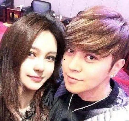 娱乐圈颠覆三观吃瓜,颠覆三观，吃瓜群众揭秘惊天秘闻